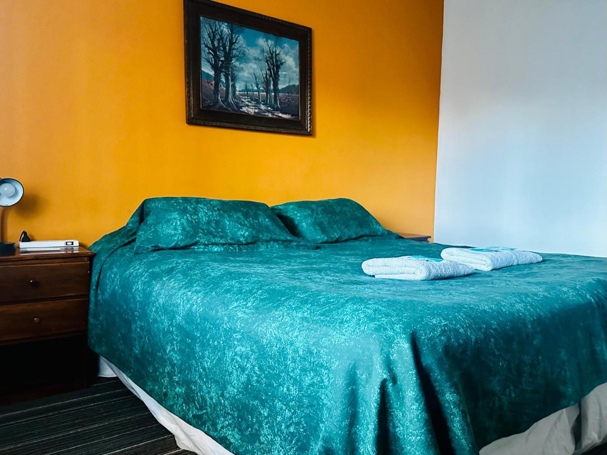 Hotel Amancay, Hostal Patagonico El Calafate Esterno foto
